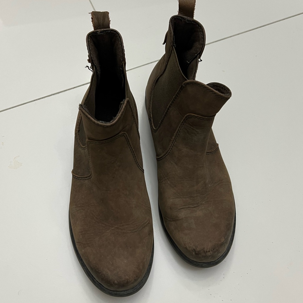 Denver Hayes Women Boots